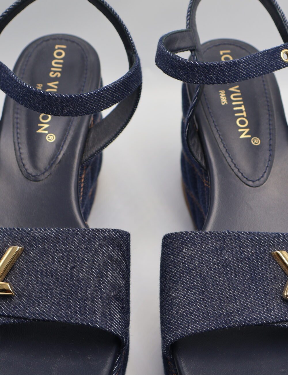 Louis Vuitton- Plataformas Shake. - Image 2