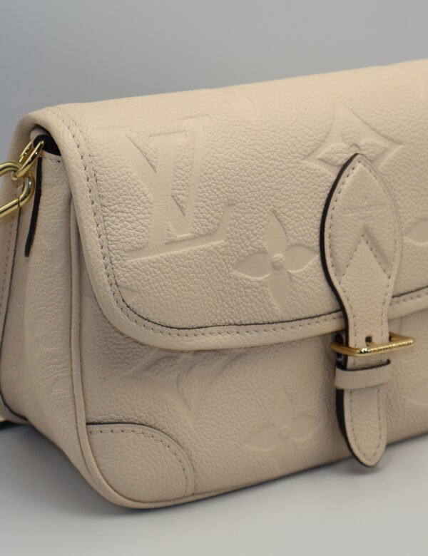 Louis Vuitton- Bolsa Diane