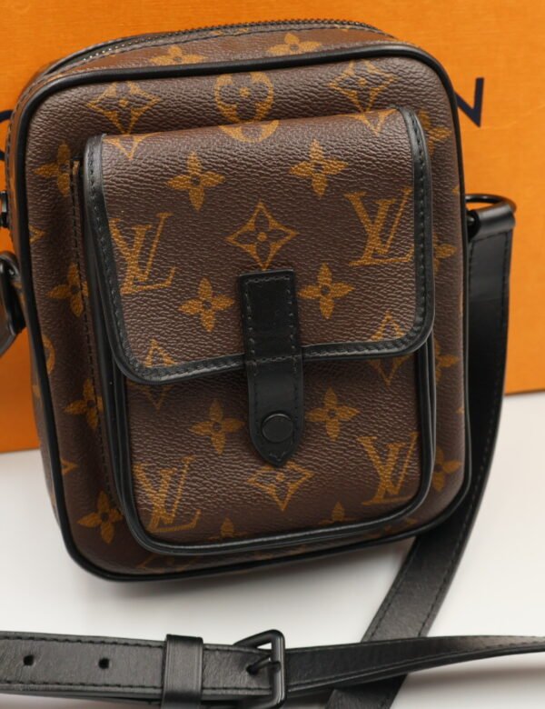 LOUIS VUITTON - CARTERA PORTATIL CHRISTOPHER
