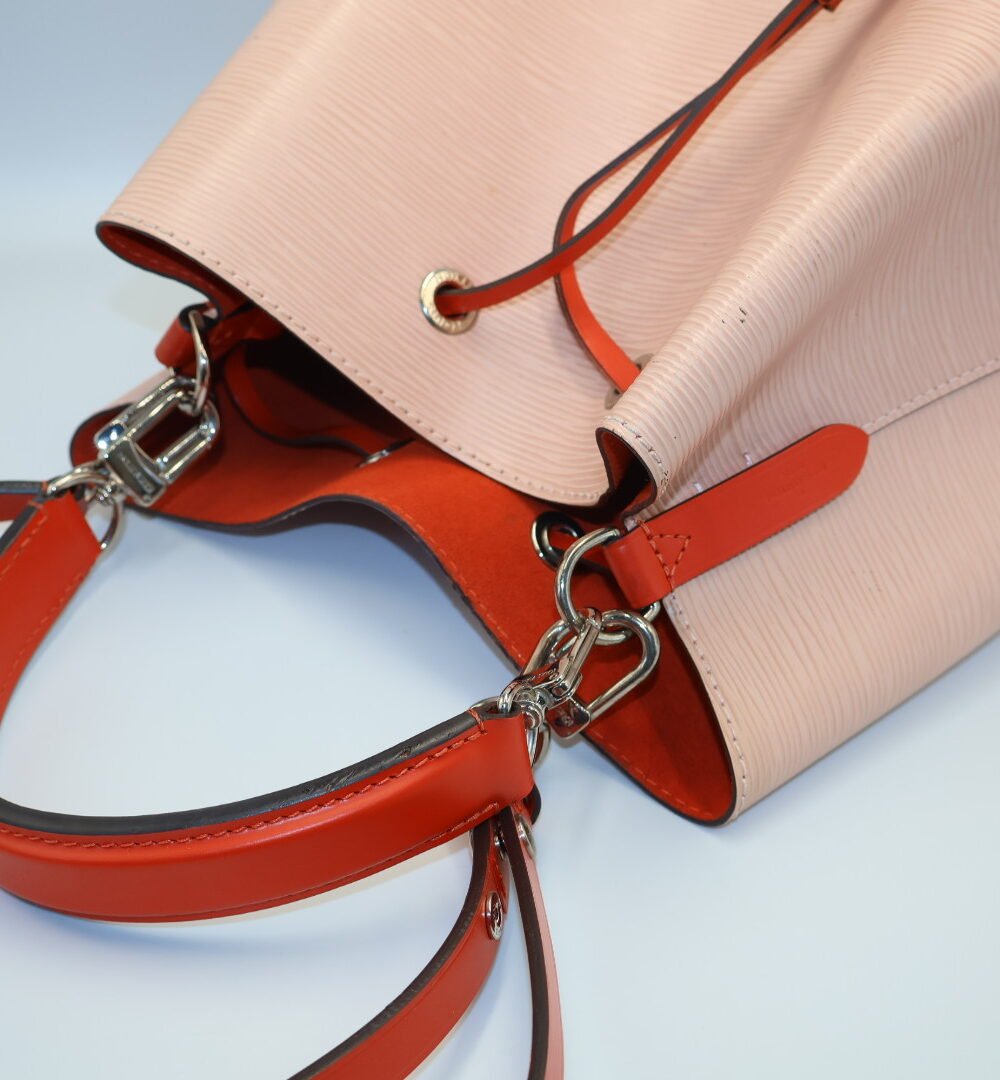 LOUIS VUITTON - NÉONOÉ EPI