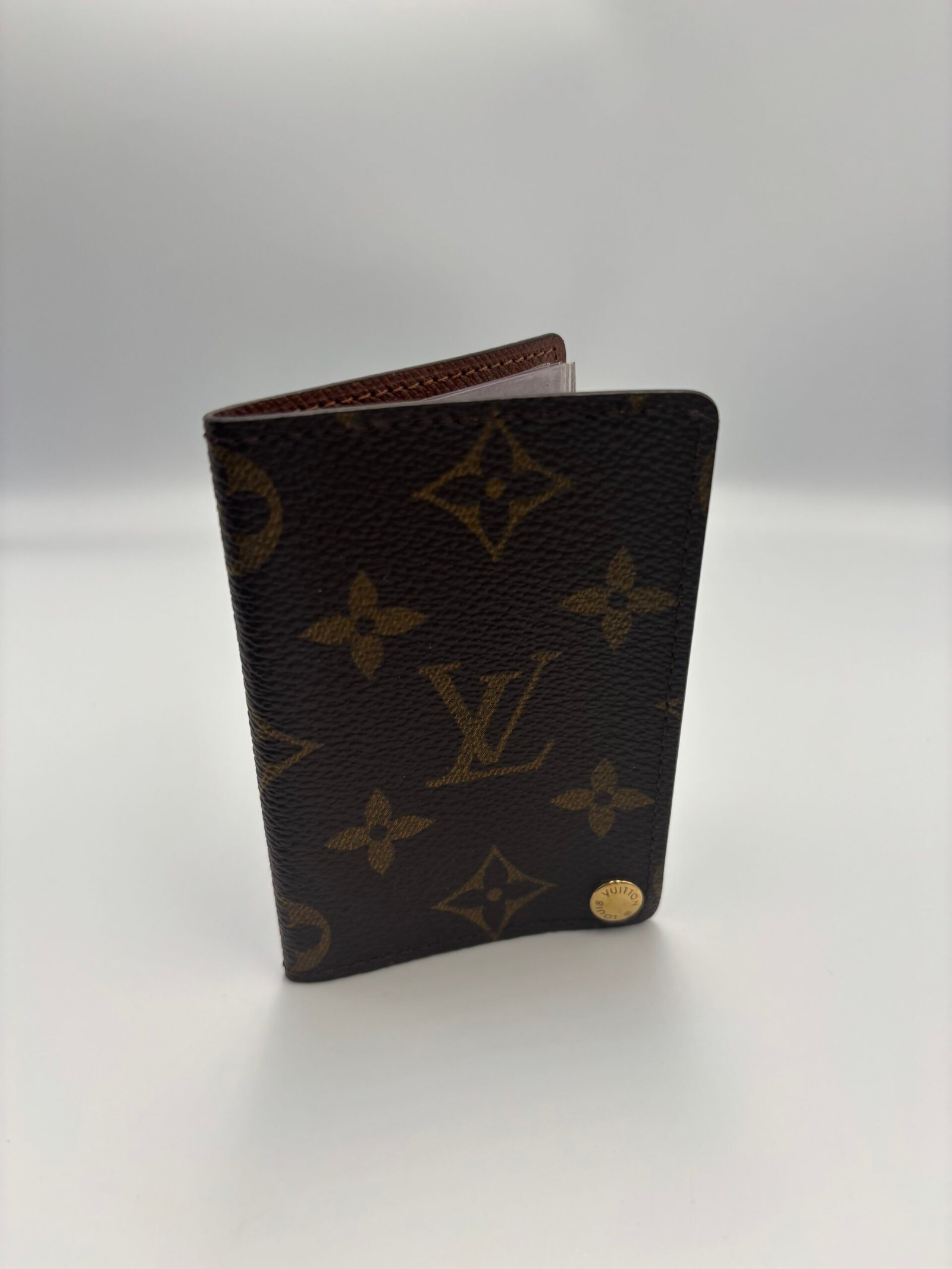 LOUIS VUITTON - TARJETERO MARRÓN