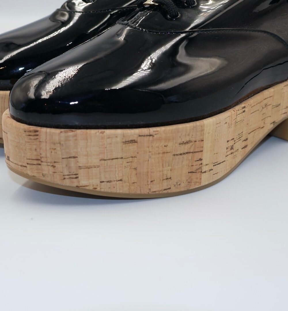 FERRAGAMO - DERBIS DE CHAROL/ALPARGATA DE CORCHO - Image 8