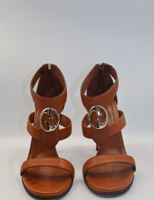 GUCCI - TACONES STRAP BACK ZIP