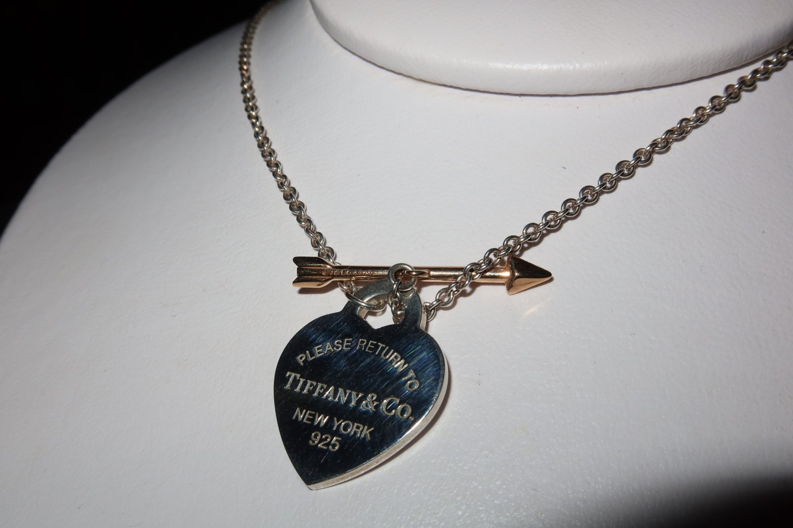 TIFFANY & CO - COLLAR LOVESTRUCK