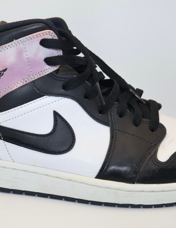 NIKE - TENIS AIR JORDAN 1 MID SE TIE DYE