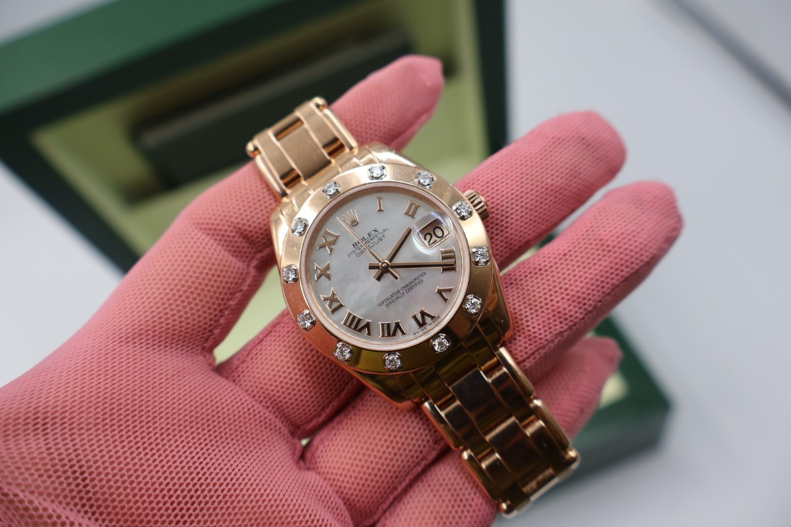 ROLEX- LADY DATEJUST PEARLMASTER