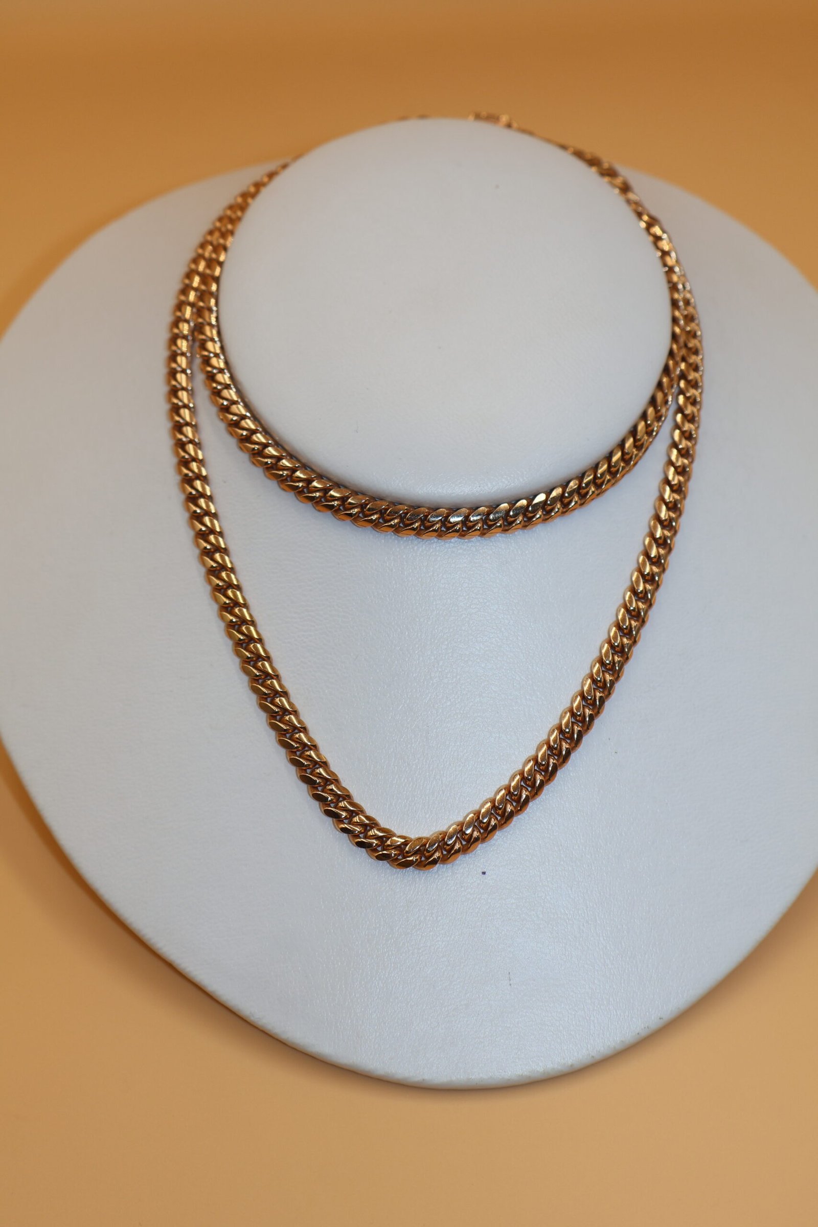 COLLAR DE ORO