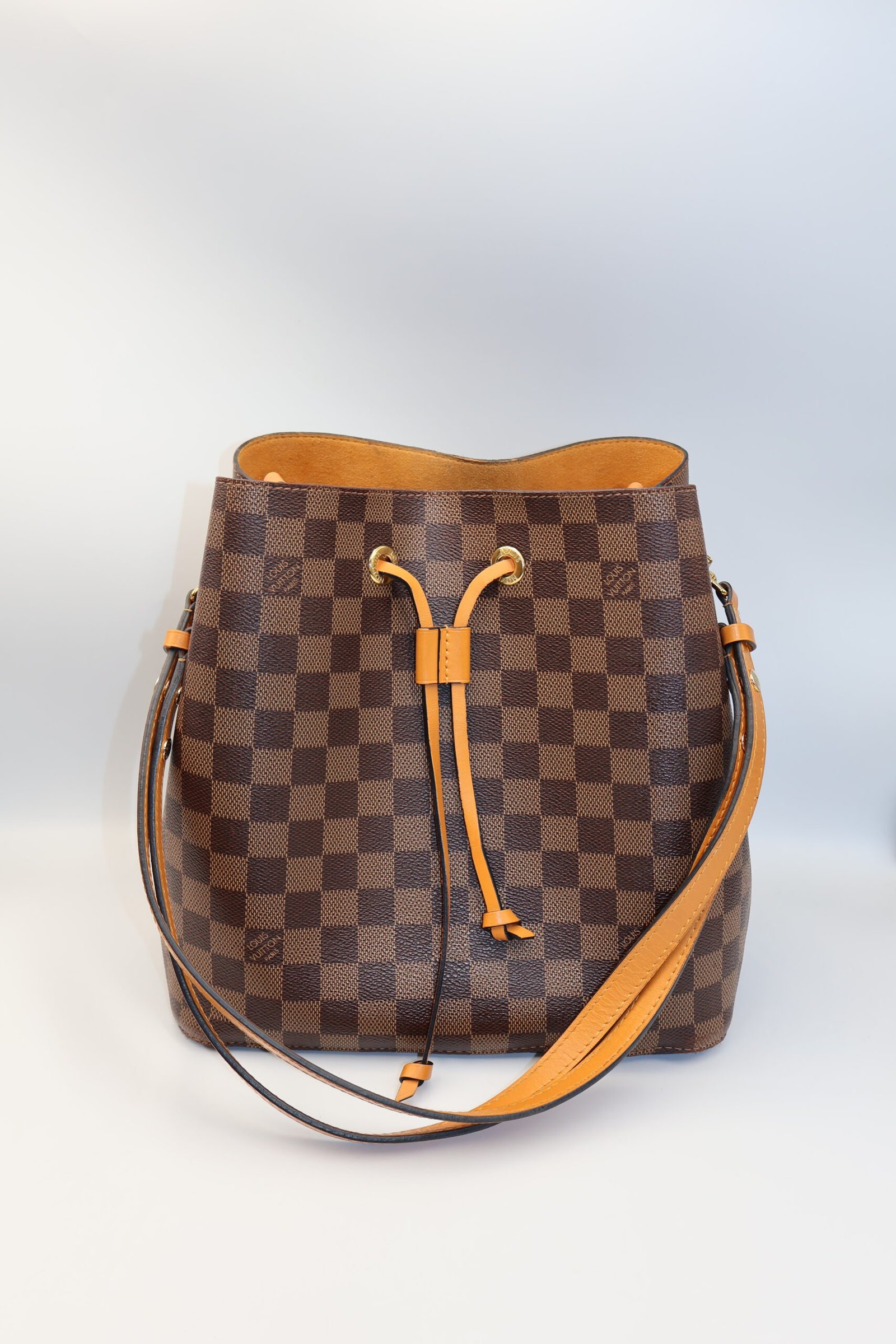 LOUIS VUITTON - BOLSO NEONOE MM