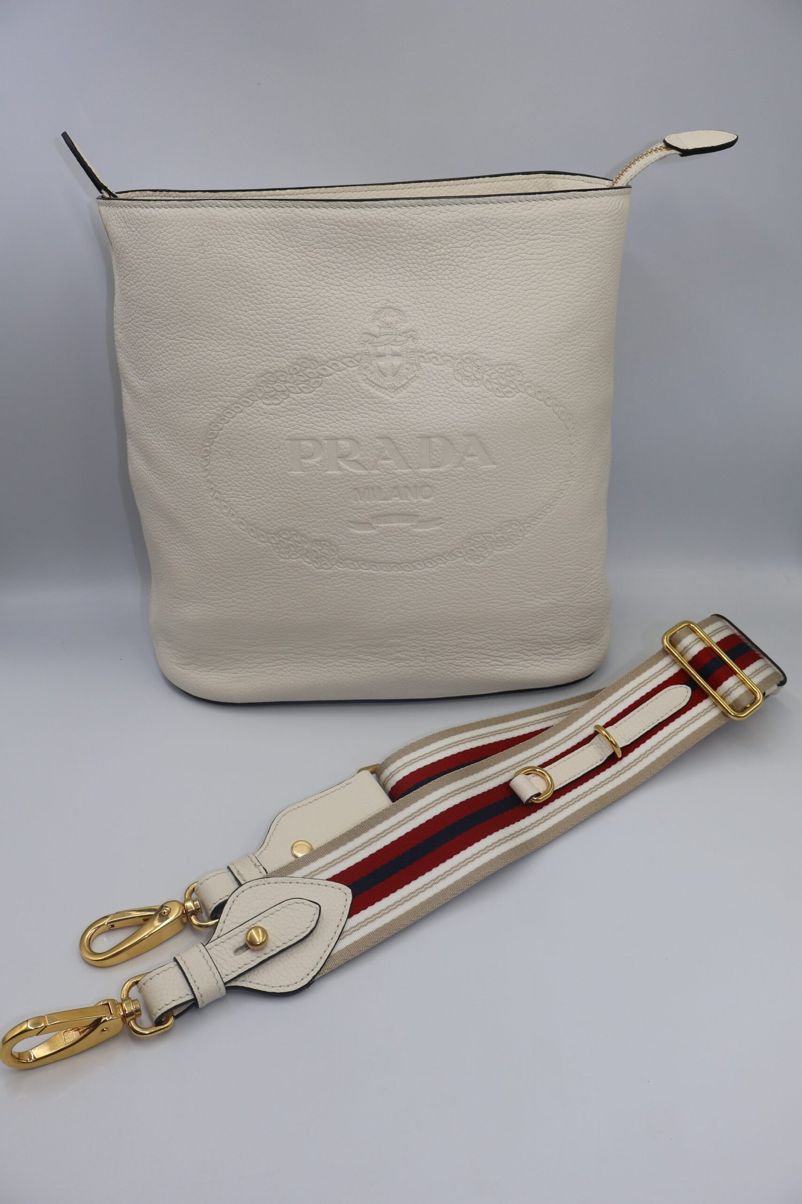 PRADA - BOLSO VITELLO PHENIX