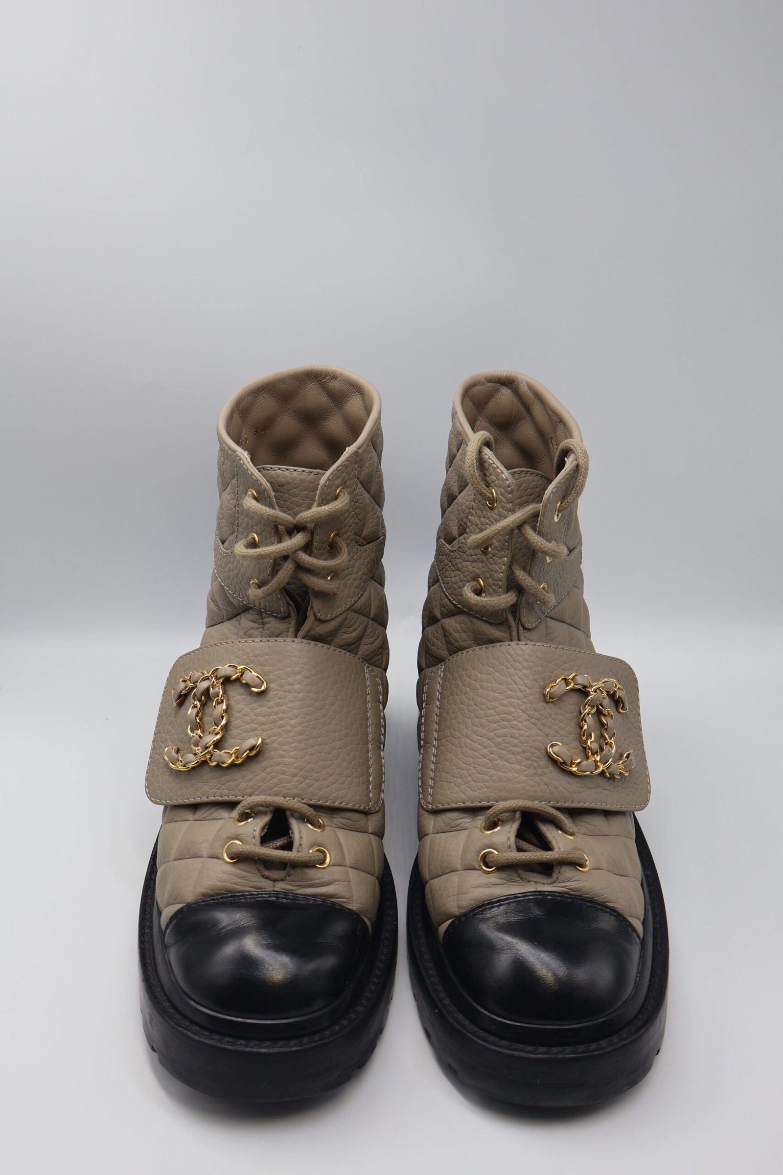 CHANEL - BOTAS COMBAT BOOT