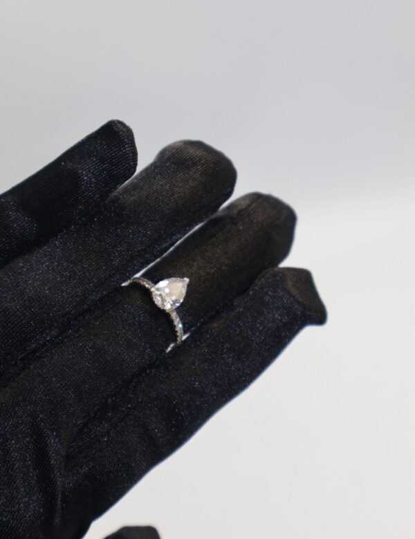 ANILLO DE COMPROMISO