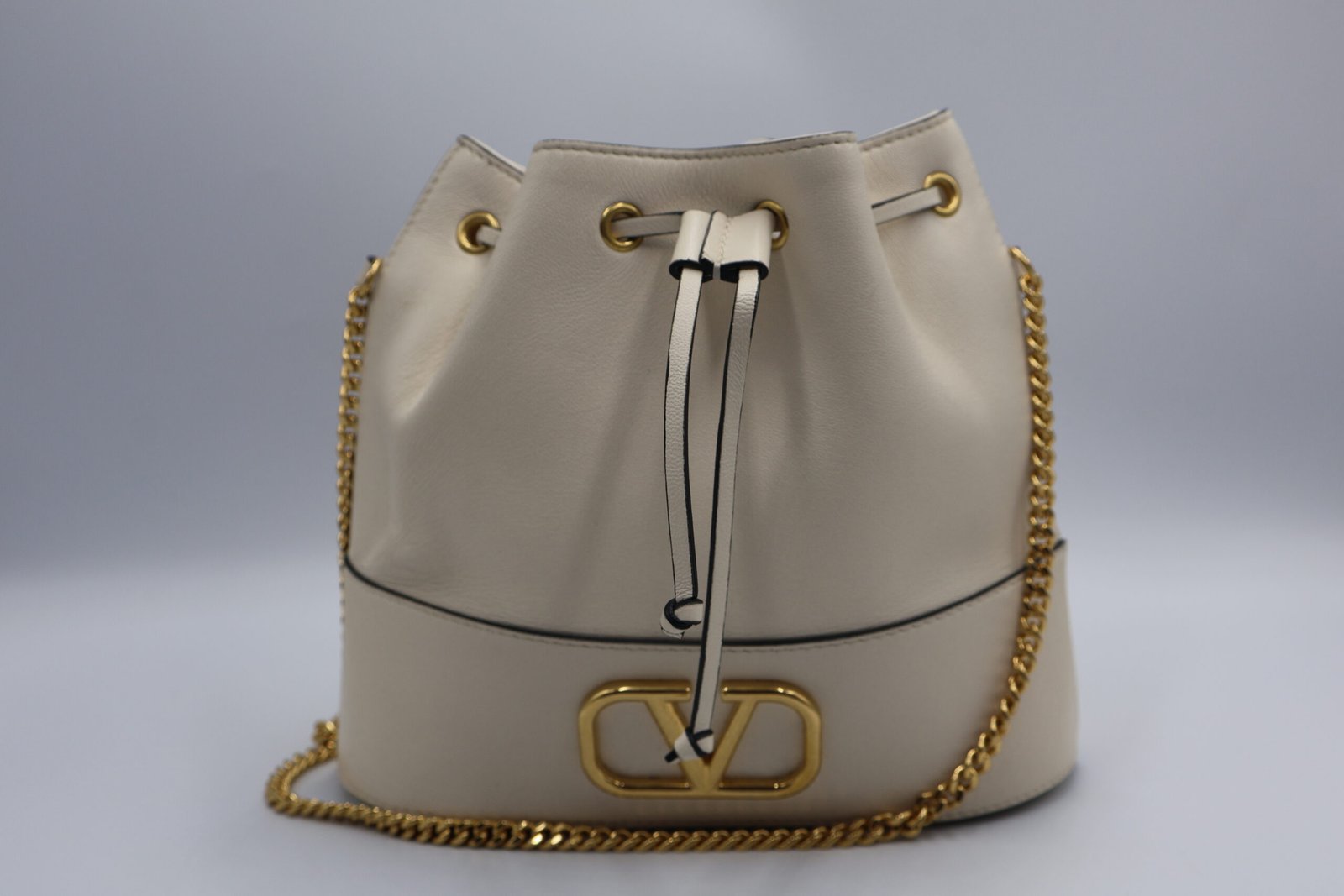 VALENTINO GARAVANI - BOLSO BUCKET VLOGO SIGNATURE MINI