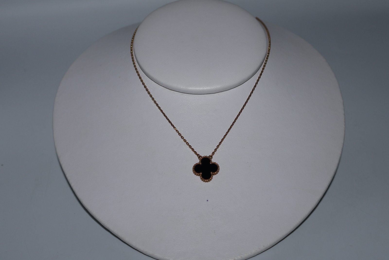 VAN CLEEF - COLLAR VINTAGE ALHAMBRA