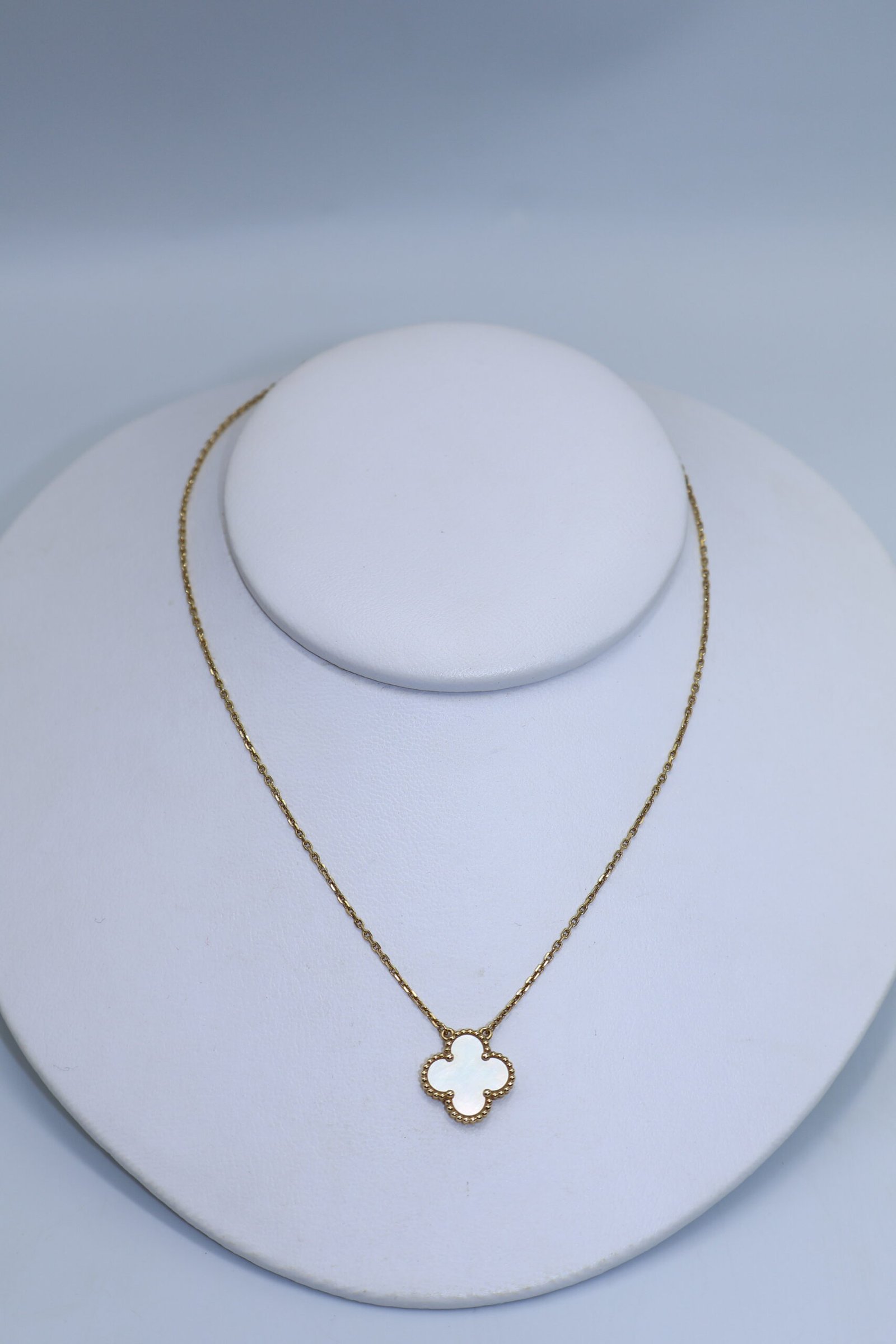 VAN CLEEF - COLLAR VINTAGE ALHAMBRA