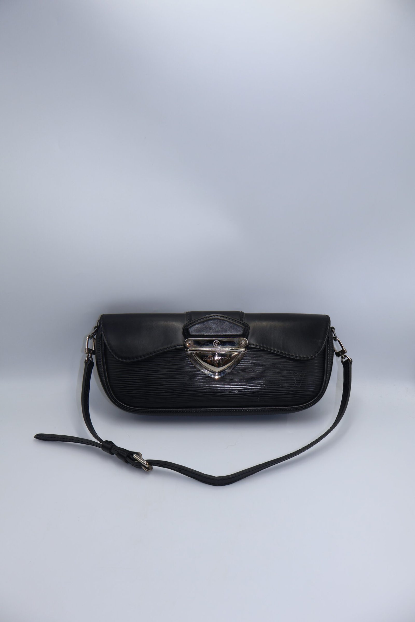 LOUIS VUITTON - BOLSO EPI POCHETTE MONTAIGE