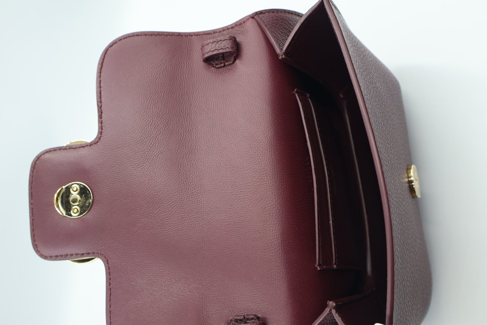 SALVATORE FERRAGAMO - BOLSO BANDOLERA DOUBLE GANCINI - Image 8