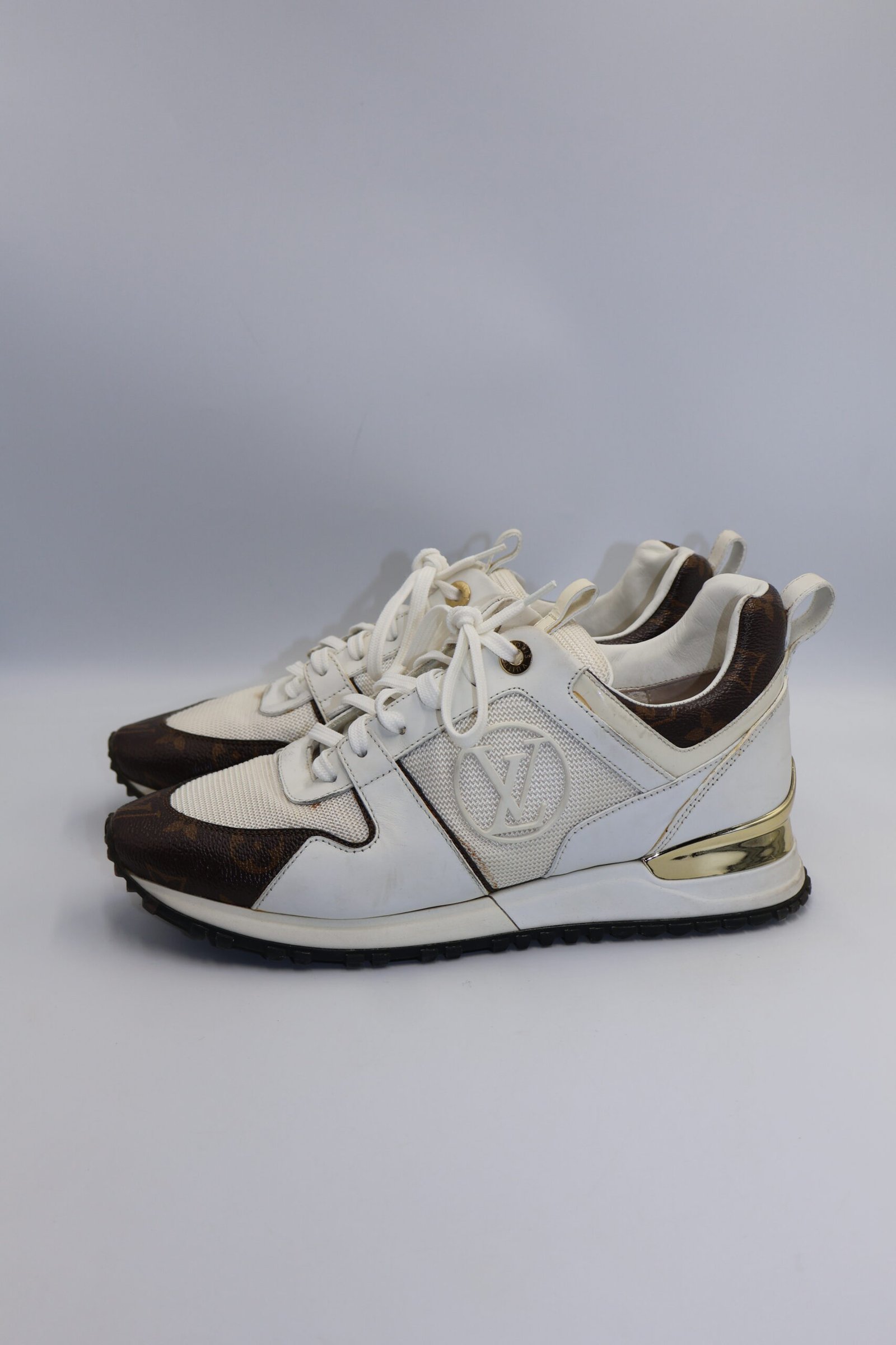 LOUIS VUITTON - TENIS RUN AWAY