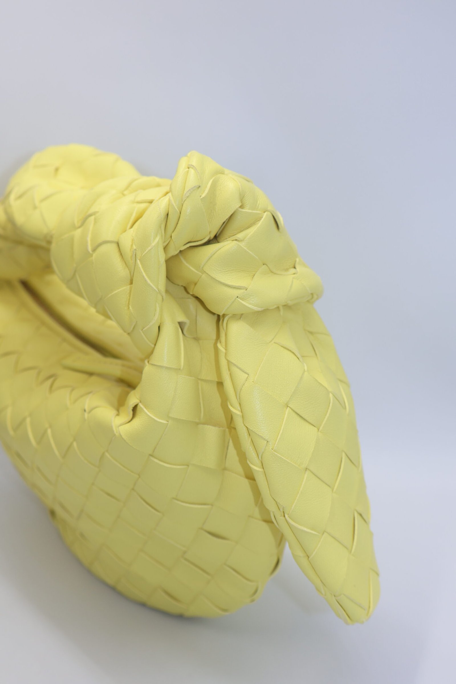 BOTTEGA VENETA - BOLSO JODIE MINI - Imagen 6